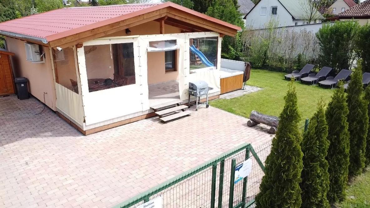 Hullam Nyaralo Apartment Balatonmariafurdo Ngoại thất bức ảnh